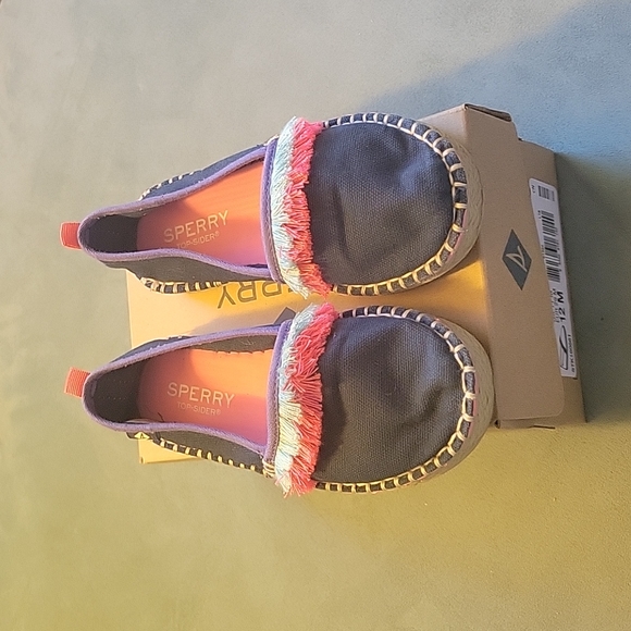 EUC Sperry Skysail Navy Slip-On - Picture 1 of 5